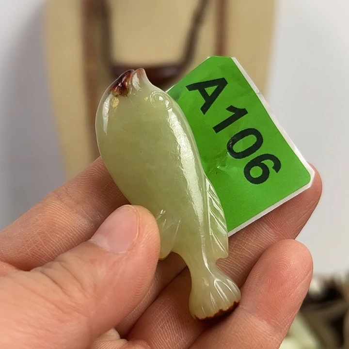 欢***好和田玉（糖玉）未镶嵌颈饰