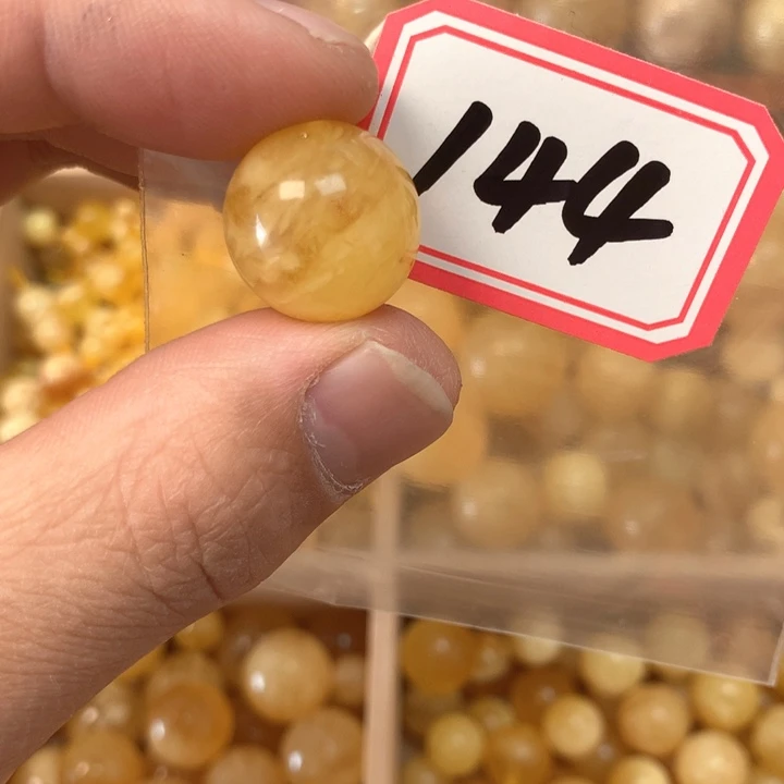 琥珀未镶嵌珠宝奇石16.9