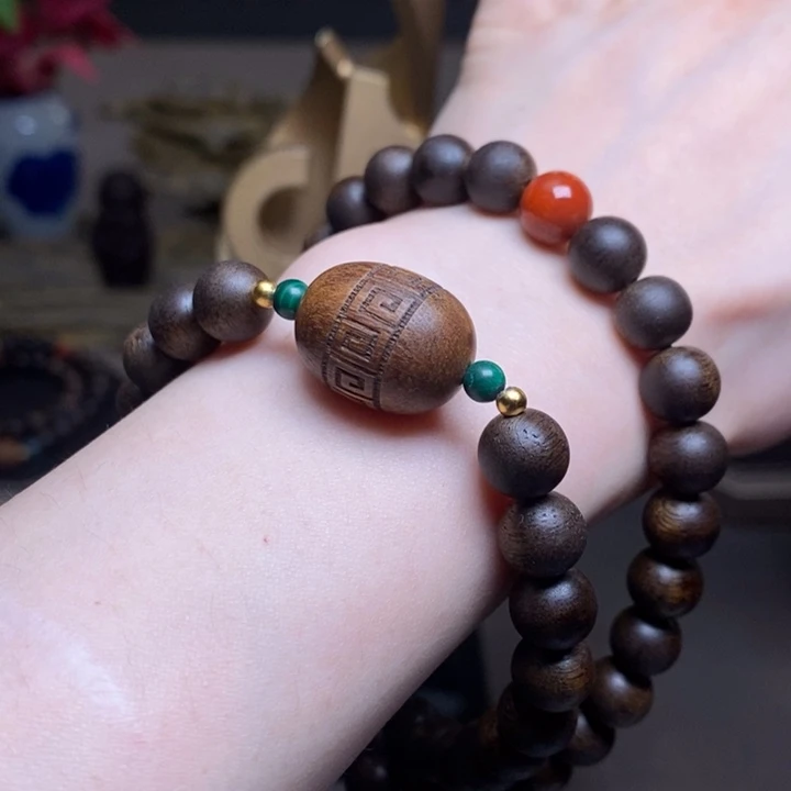 沉香手串越南芽庄紫棋玉化0.8+富森红土沉香木雕配饰