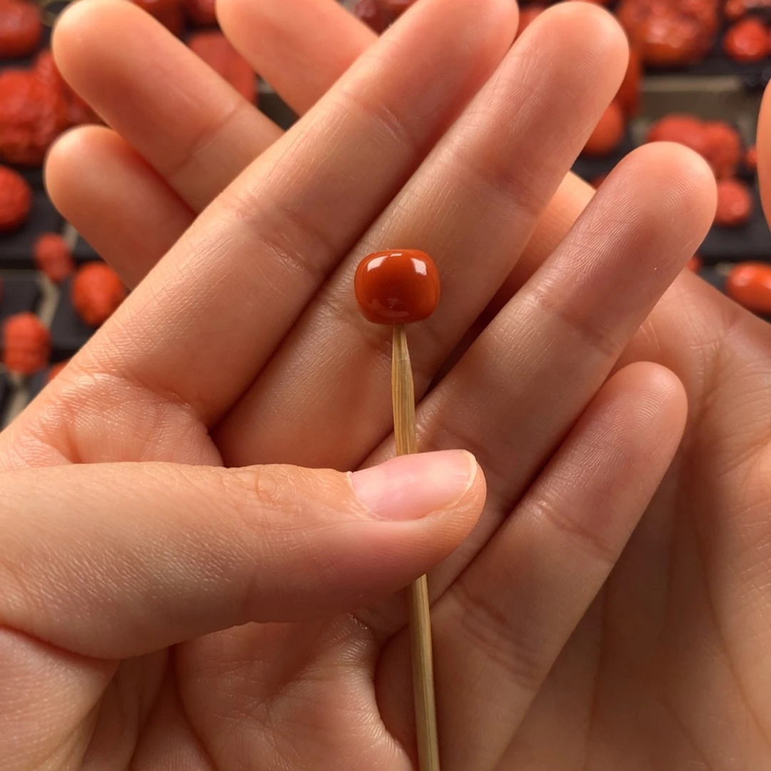 南红玛瑙老型单珠10MM未镶嵌