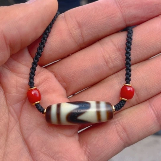 玛瑙/玉髓（覆膜）颈饰未镶嵌多样性发货