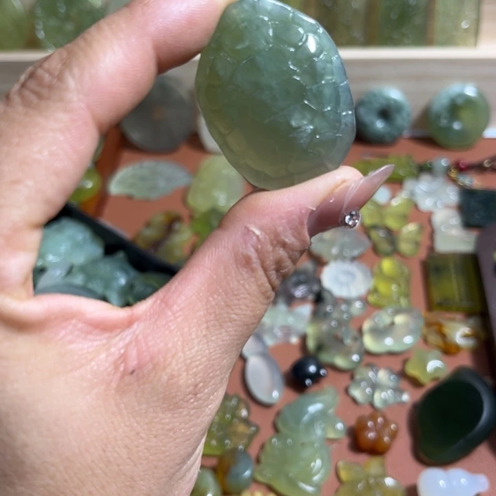 蛇纹石玉合金颈饰