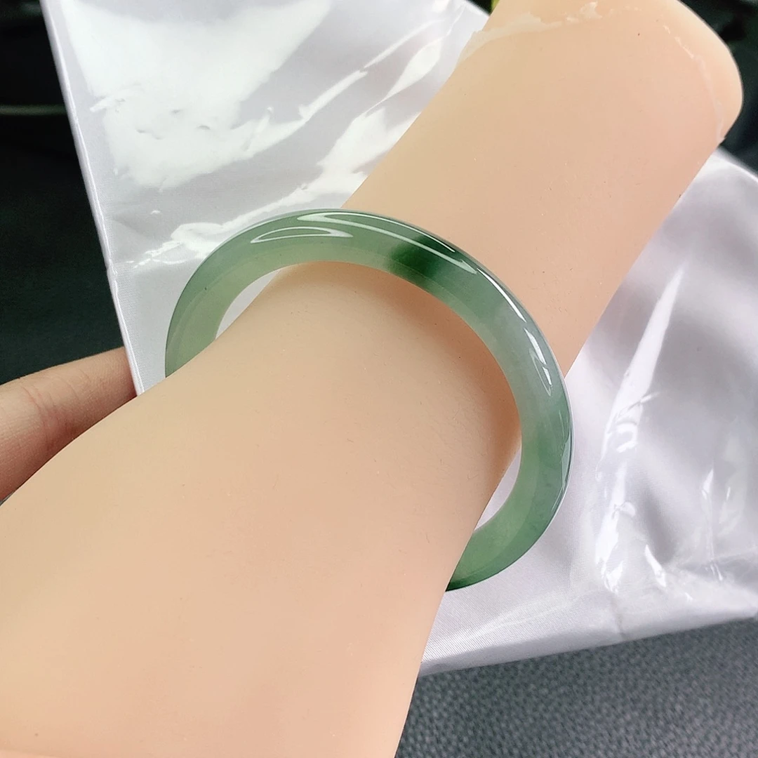未镶嵌手镯翡翠53圈