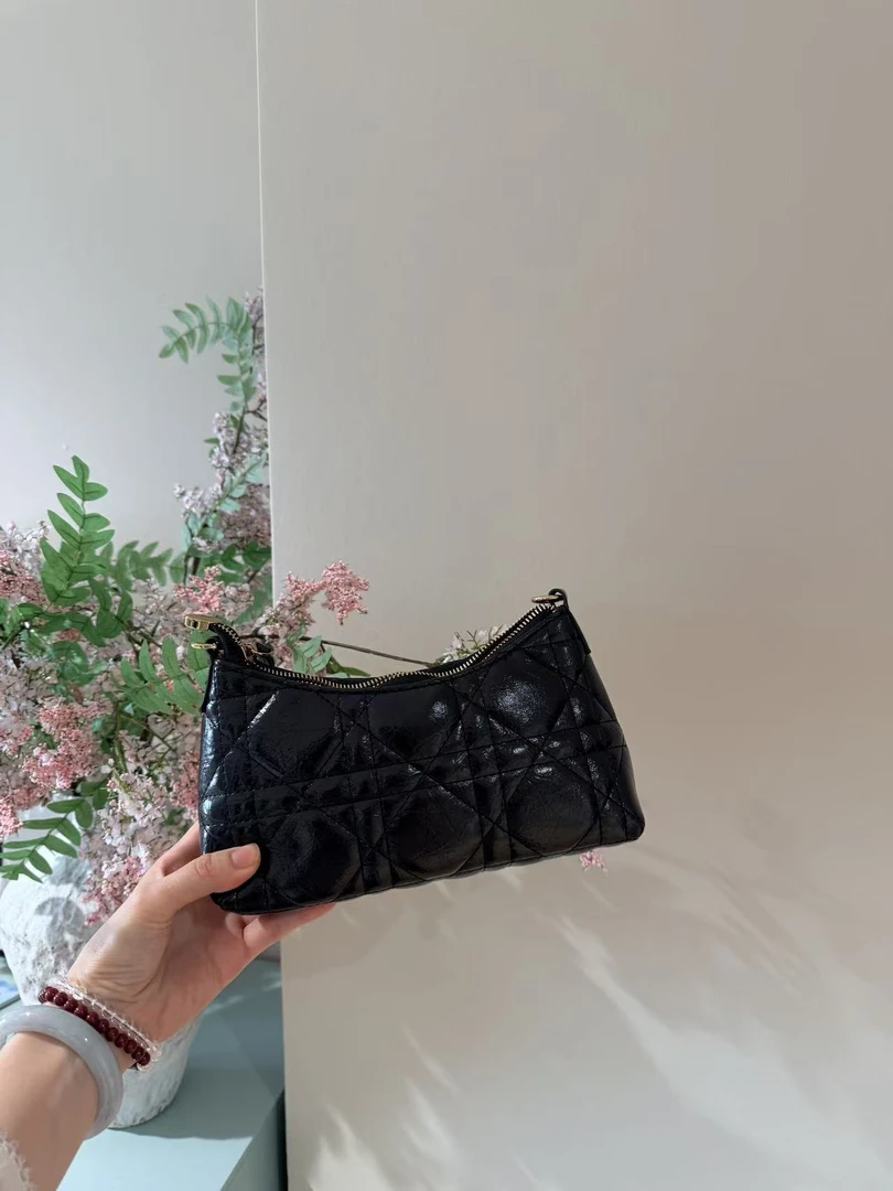 新款手提斜挎单肩包包