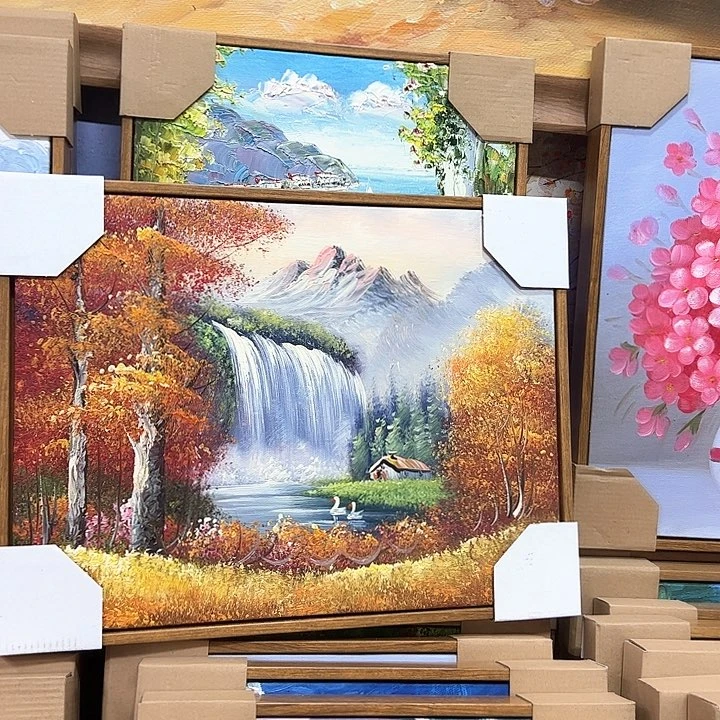 油画3040油画作品展的设计风格