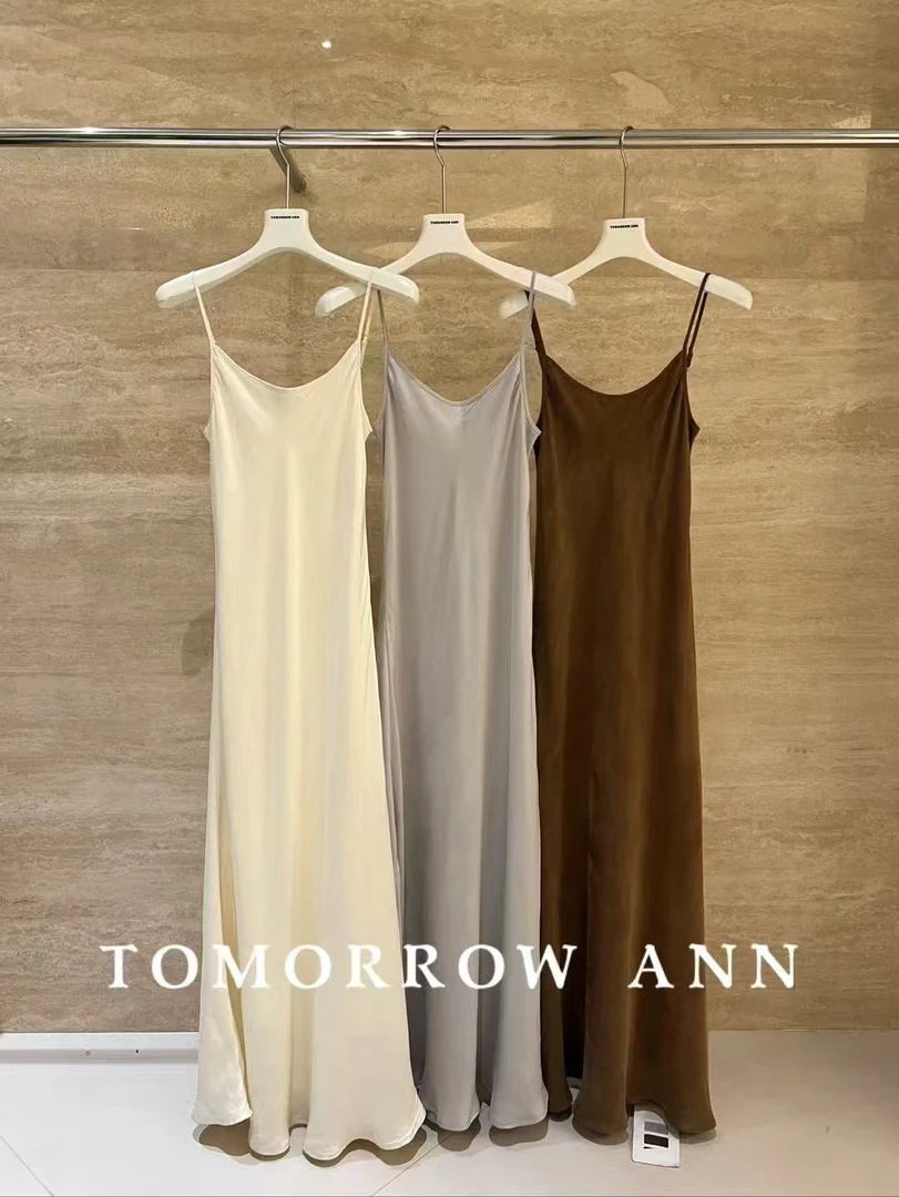 TOMORROW ANN新款 很气质的长款吊带裙