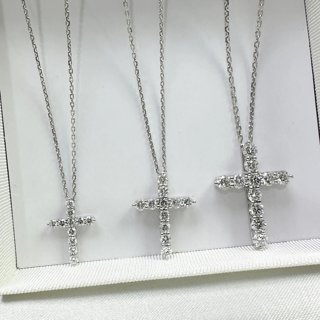 实验室培育钻石通体铂金pt950铂金十字架满钻项链/时尚/百搭/高级