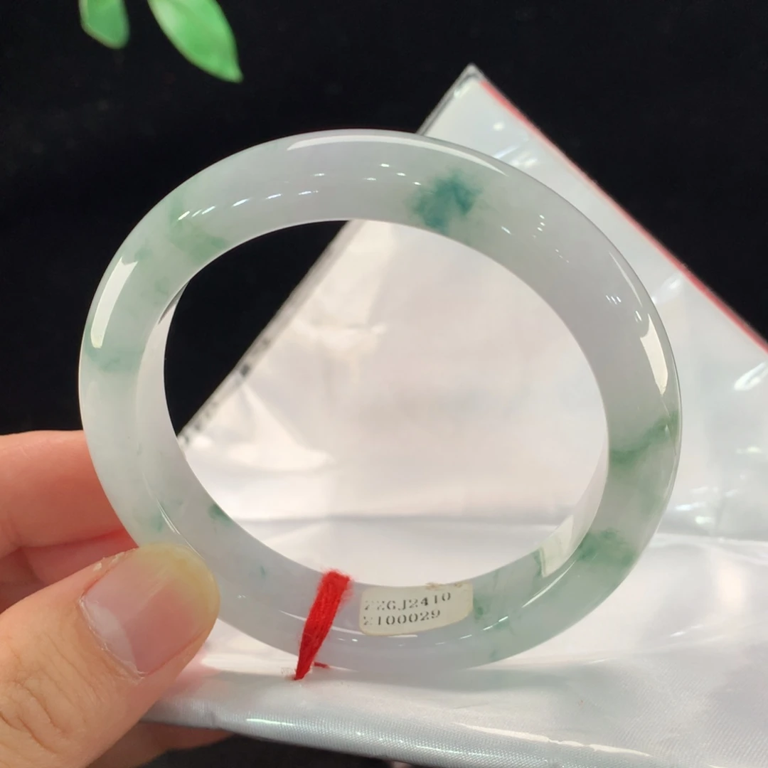 翡翠未镶嵌手镯0029