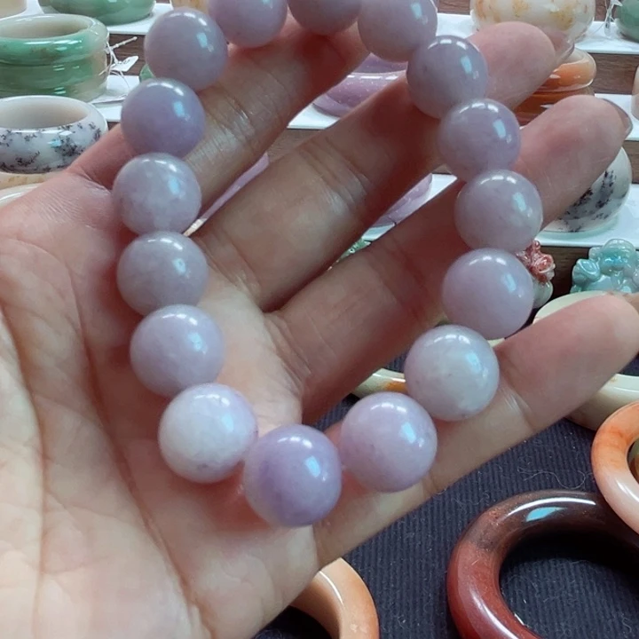 未镶嵌手镯石英岩玉