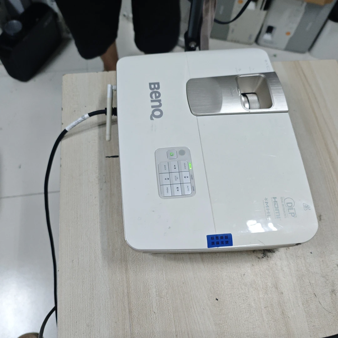 高清明基投影仪运费到付