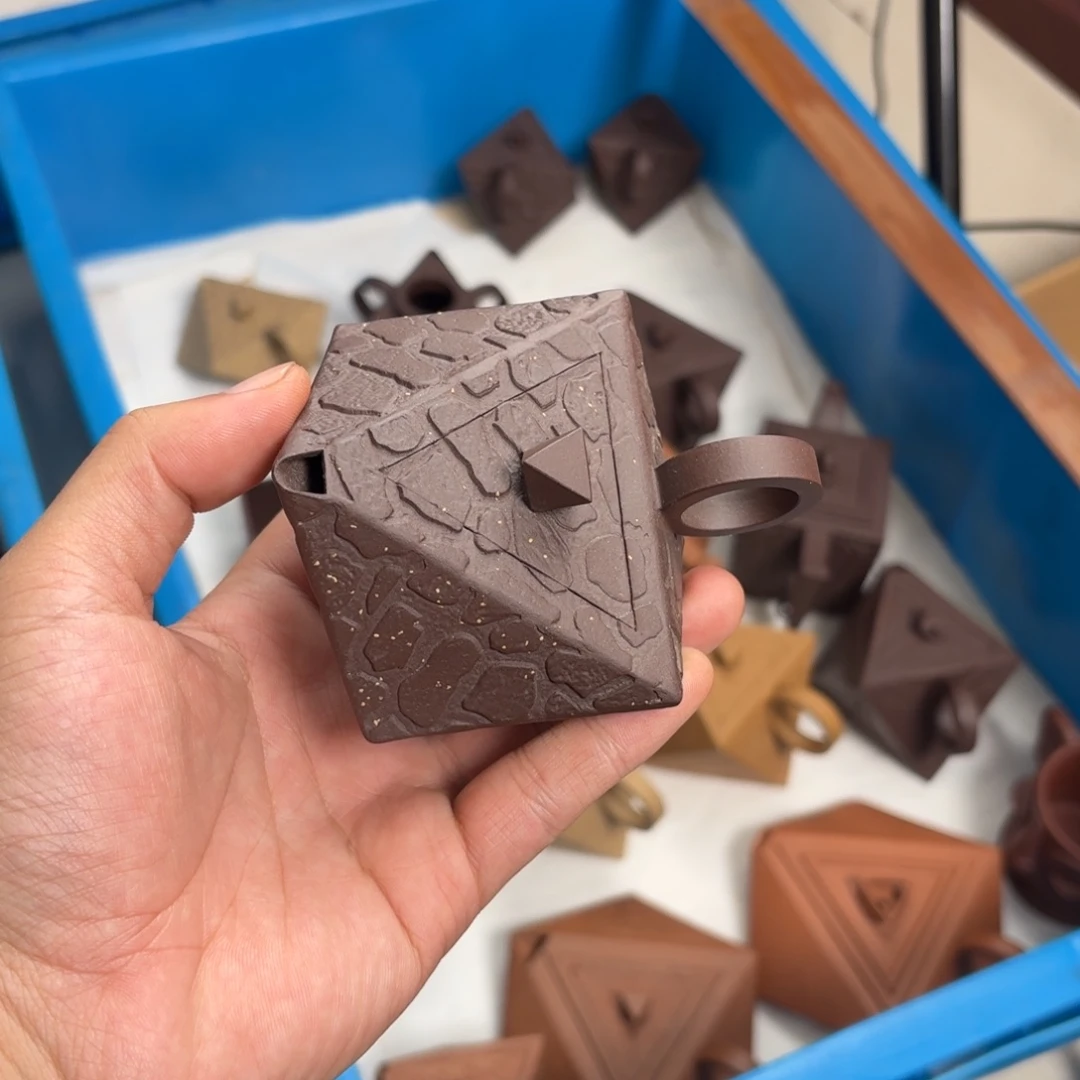 万***售紫砂茶壶全手工石头微瑕八方玲珑80cc