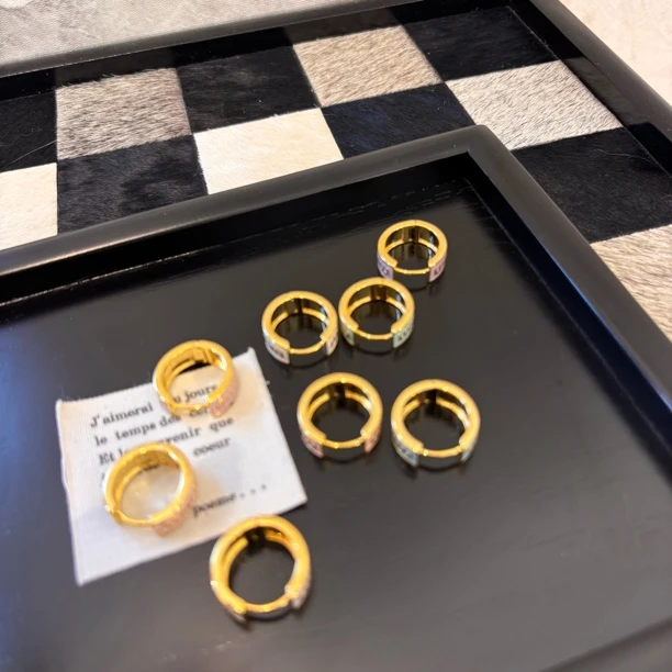 铜合金珐琅耳饰 圆形耳扣字母耳环EH2515