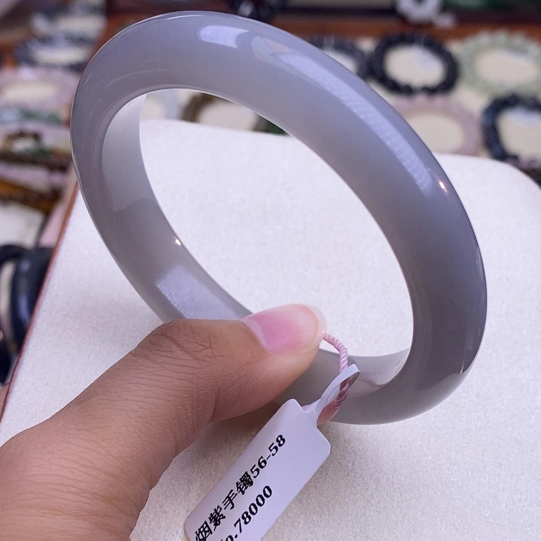 颈饰未镶嵌和田玉 毕业级老坑料高冰烟紫手镯56.6