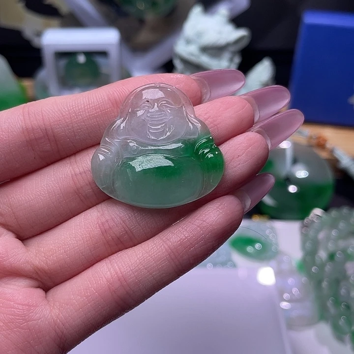 翡翠未镶嵌颈饰16号