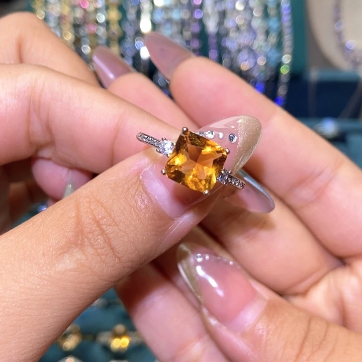 银S925镶嵌戒指黄晶
