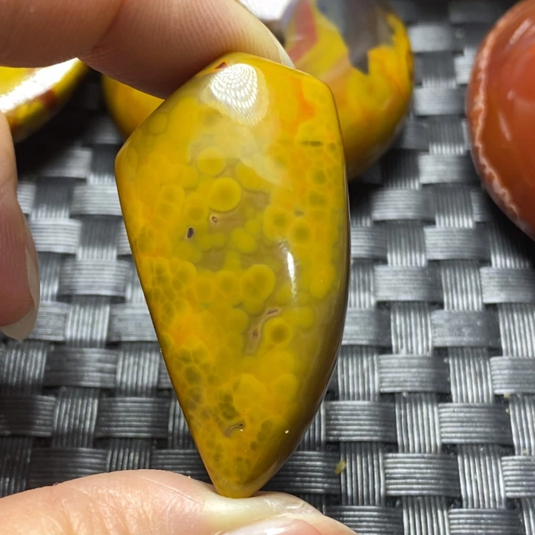 玛瑙/玉髓挂件未镶嵌