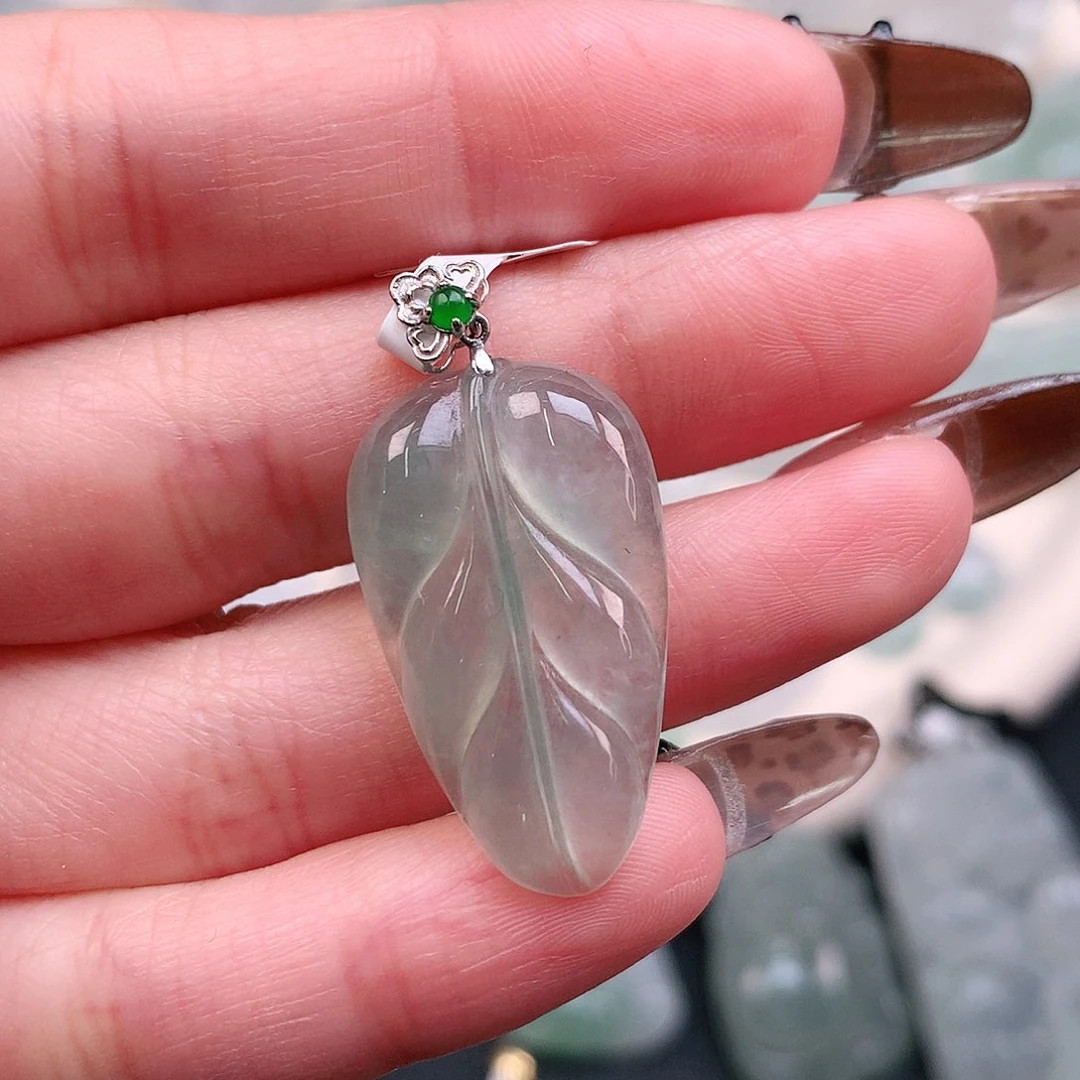 翡翠颈饰18K金镶嵌冰晴叶子34.5、27.7、16、3.7