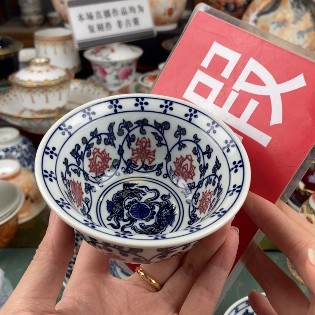 陶瓷的设计师是一个人