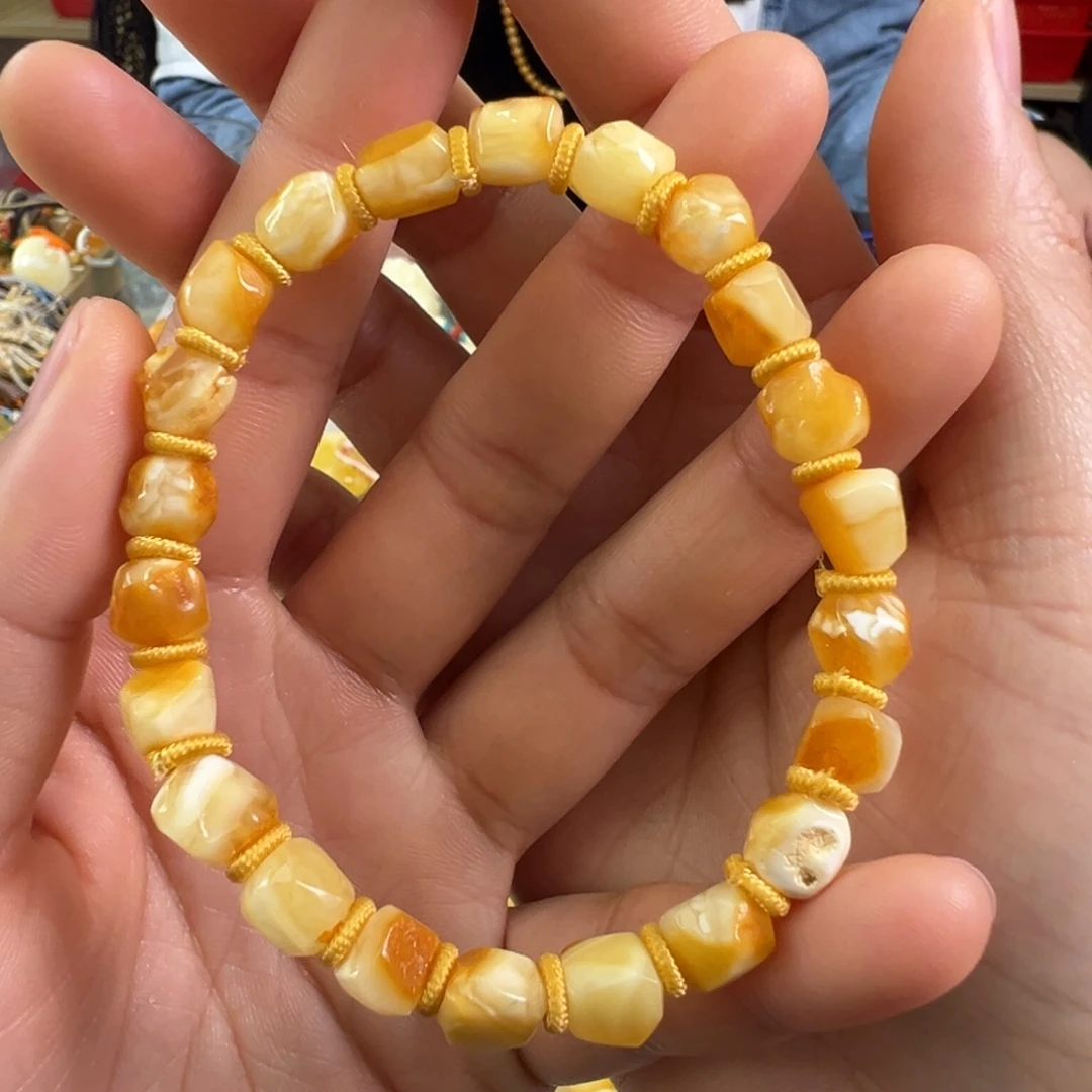 蜜蜡裸石未镶嵌蜜蜡