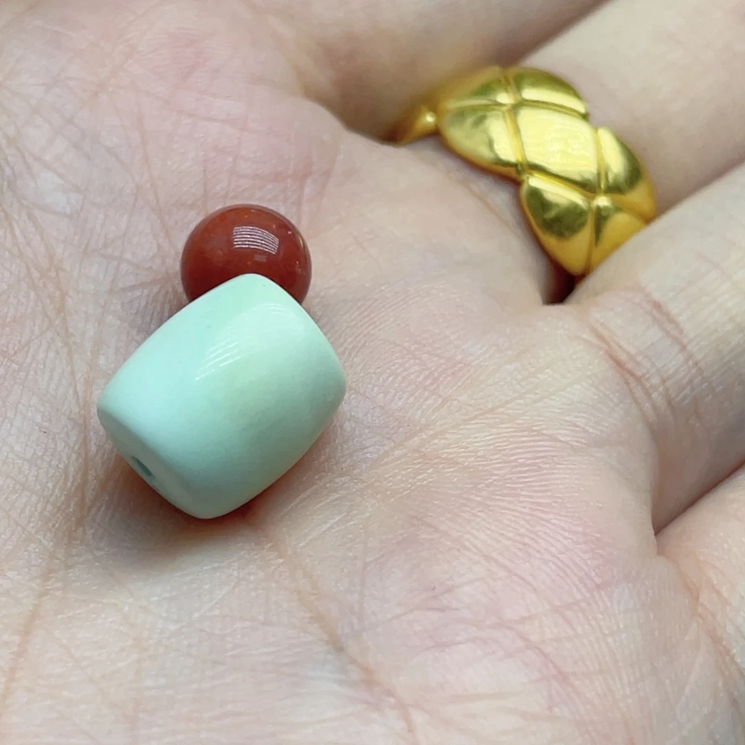 未镶嵌南红玛瑙珠宝奇石