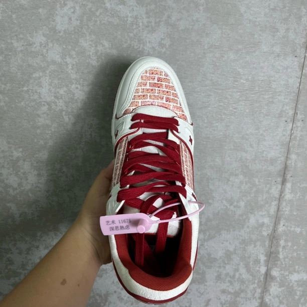 未使用 LouisVuitton/路易威登 8*1/lady pink trainer板鞋/11675