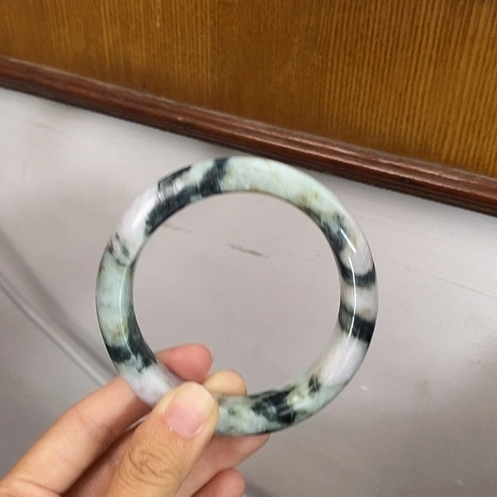 未镶嵌手镯翡翠6号。 61.圈