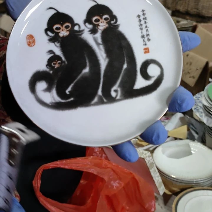 摆件陶瓷盘子碗啥都有