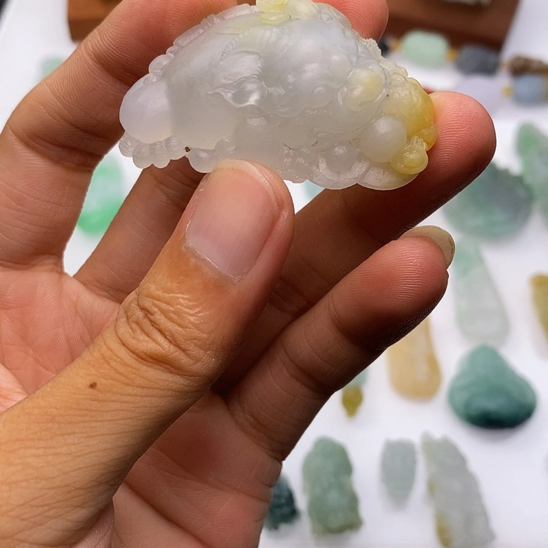 W***S定制翡翠未镶嵌11111111111