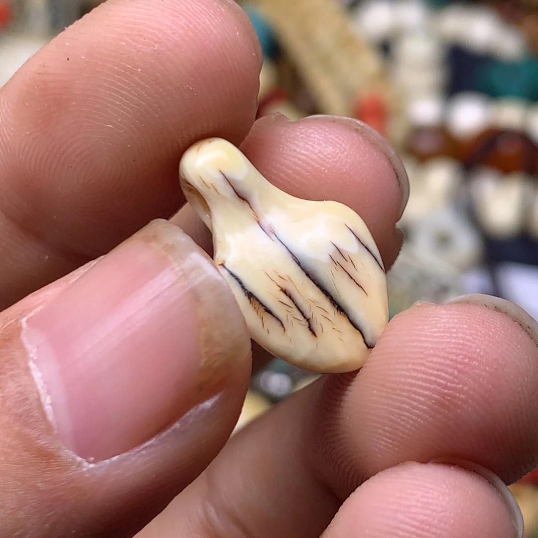 手工艺品琉璃藏传小元素