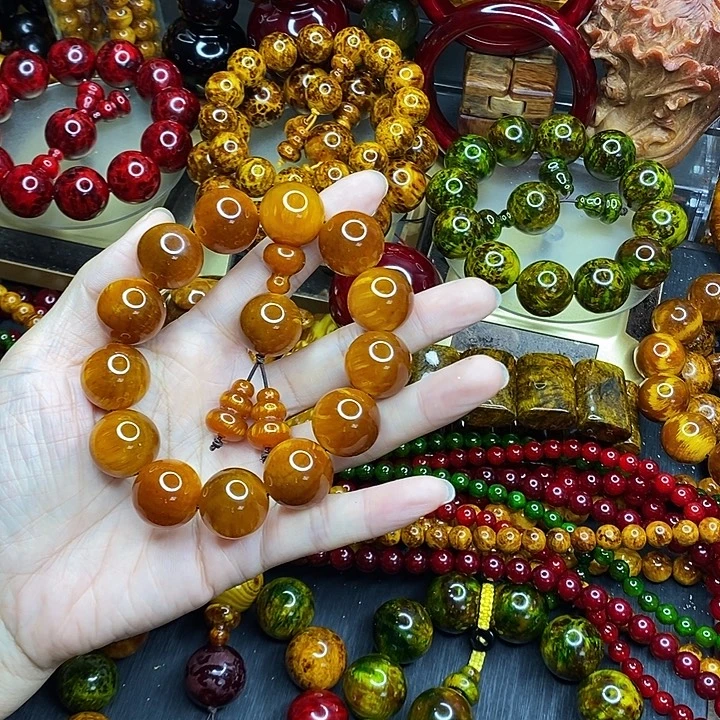 松木琥珀木文玩手串