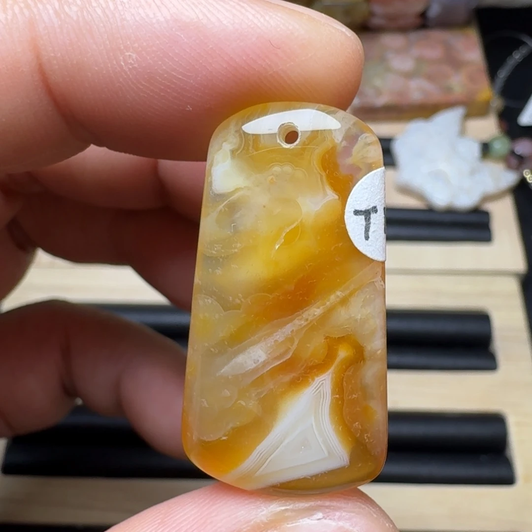 未镶嵌纯天然色有机玉石保真色硅化玉特价