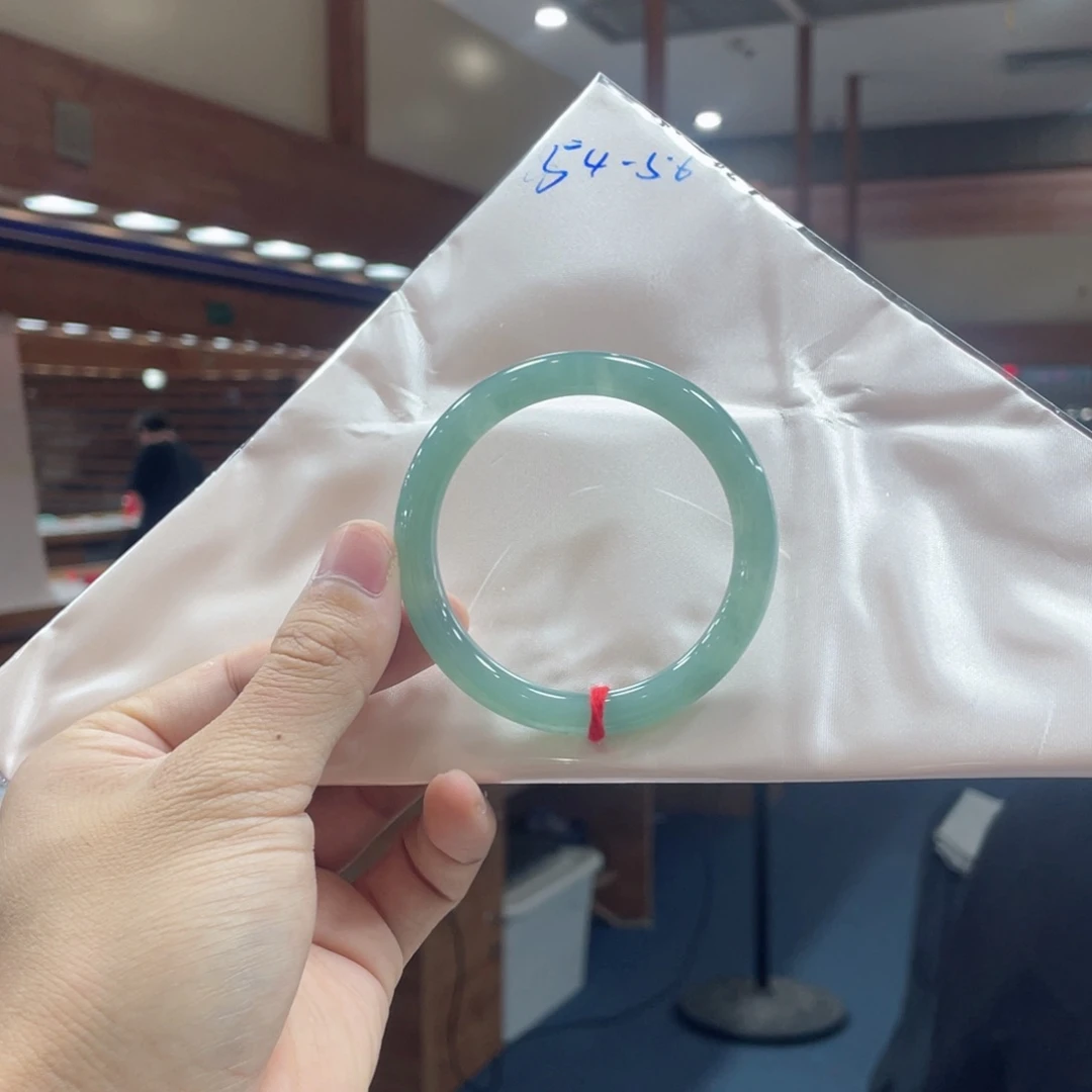 未镶嵌手镯翡翠翡翠