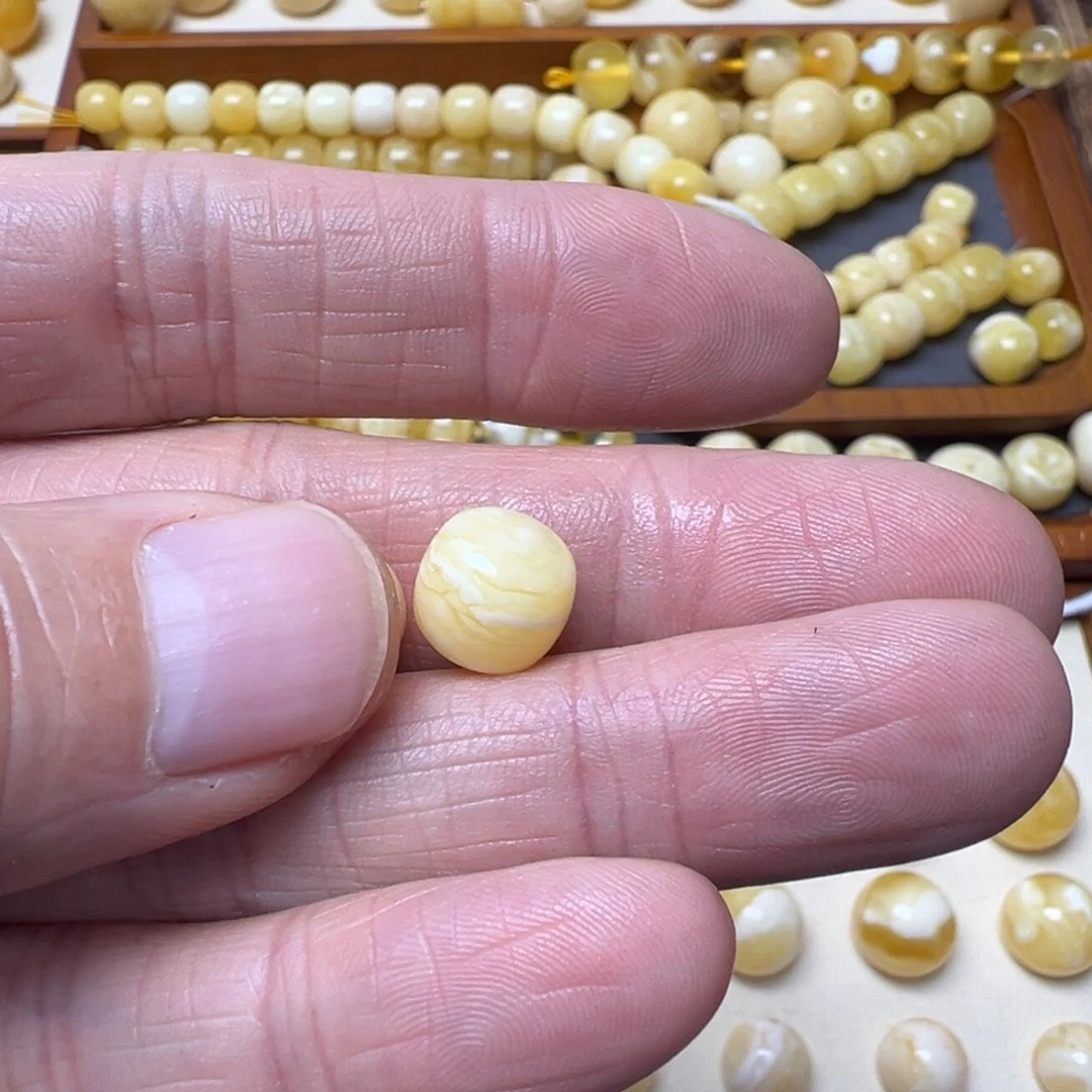 重***楼琥珀未镶嵌裸石琥珀蜜蜡