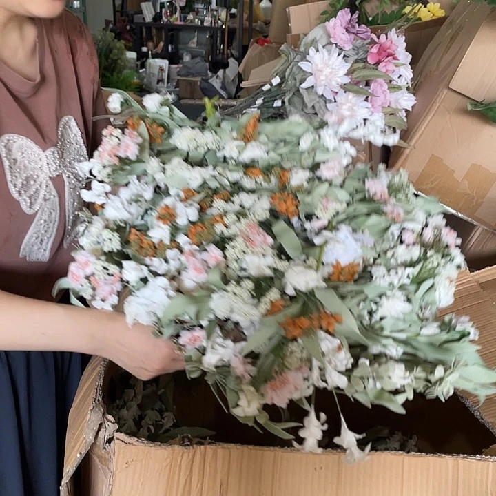 陶瓷花瓶部分（微瑕）一套8