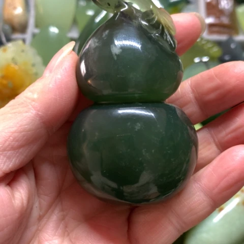 蛇纹石玉未镶嵌手把件