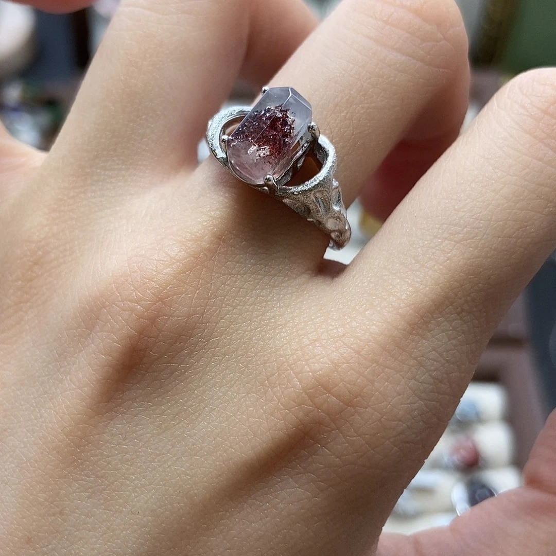 水晶戒指银S925镶嵌G****g金草莓