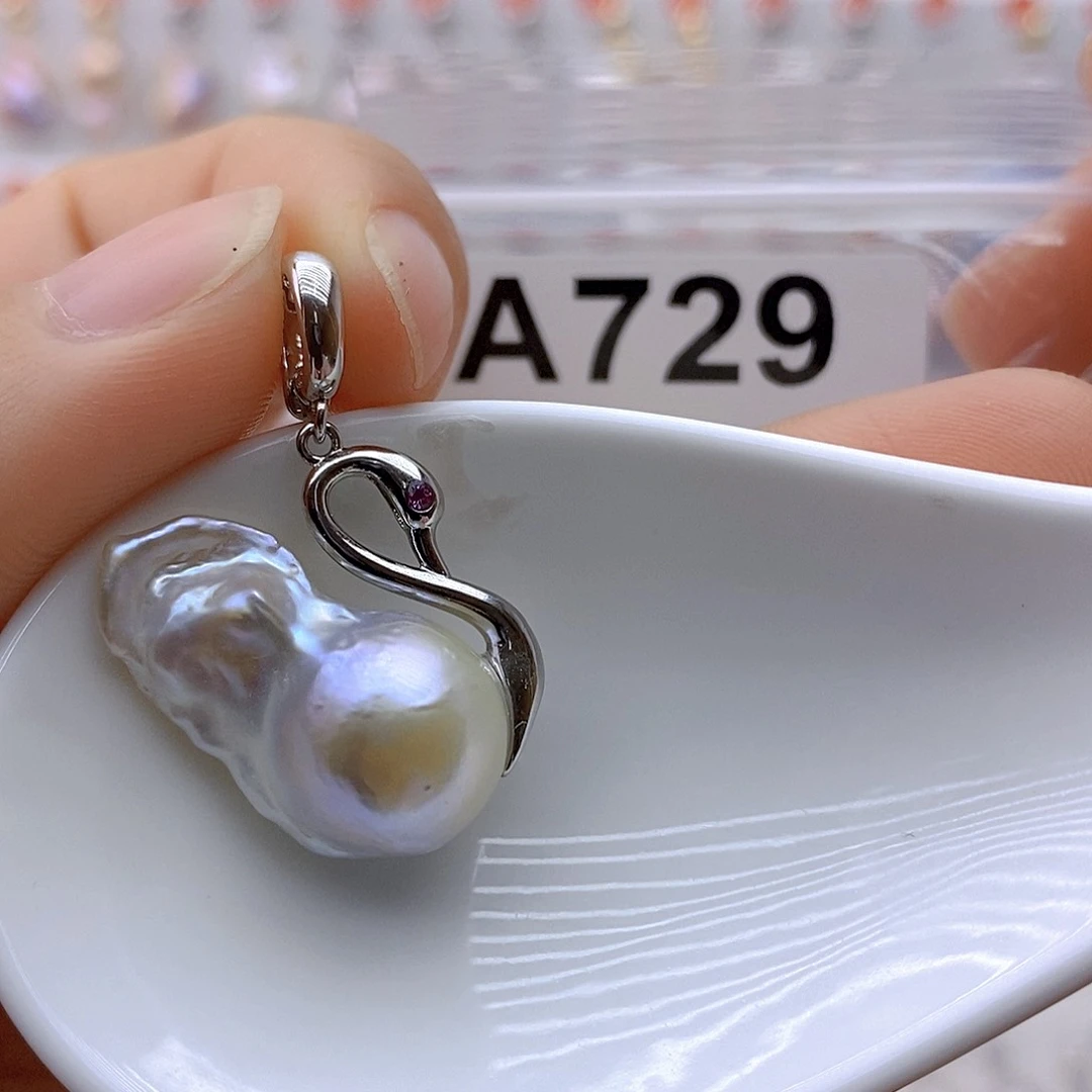 未镶嵌淡水珍珠颈饰