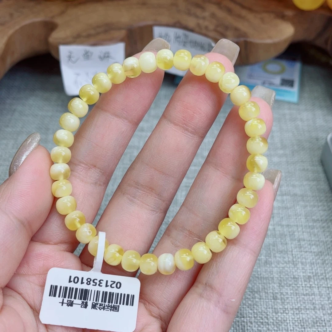 未镶嵌蜜蜡裸石蜜蜡33