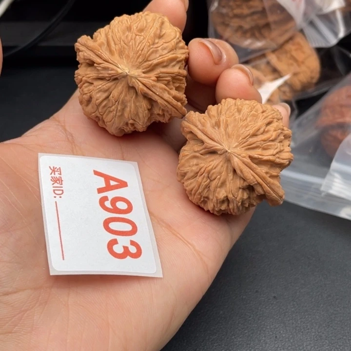 文玩核桃吊坠核桃
