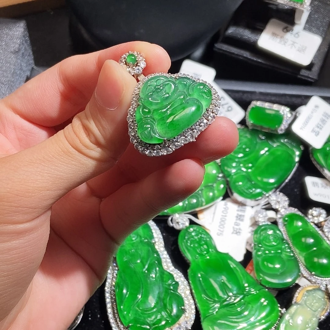 翡翠未镶嵌吊坠(不含链)