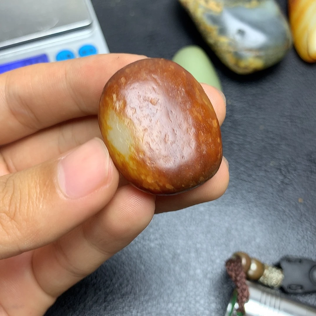 未镶嵌和田玉（糖玉）挂件