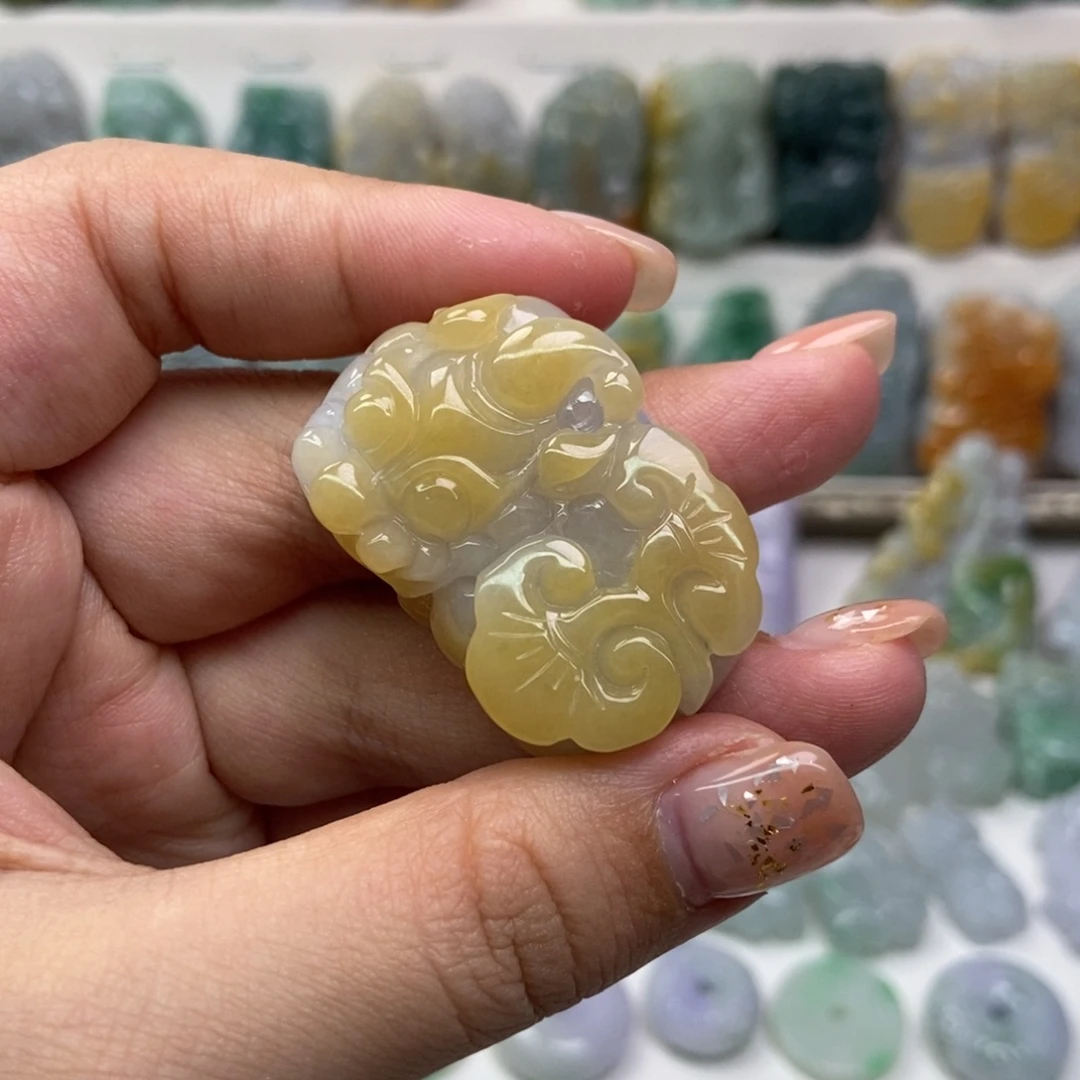 吊坠(赠链)未镶嵌翡翠
