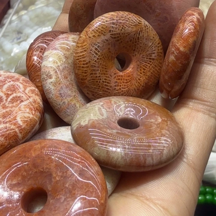 大果紫檀（缅甸花梨）姑娘玉扣子