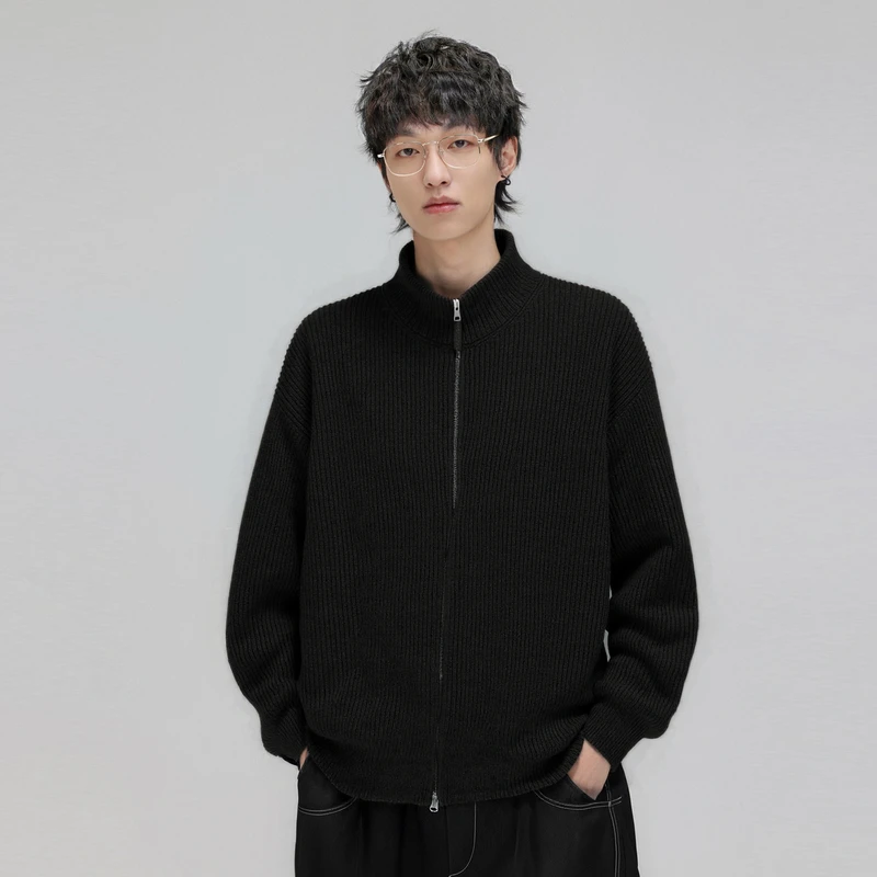 HERBEL/黑白2025秋季新款设计款男士极简风立领拉链休闲针织外套