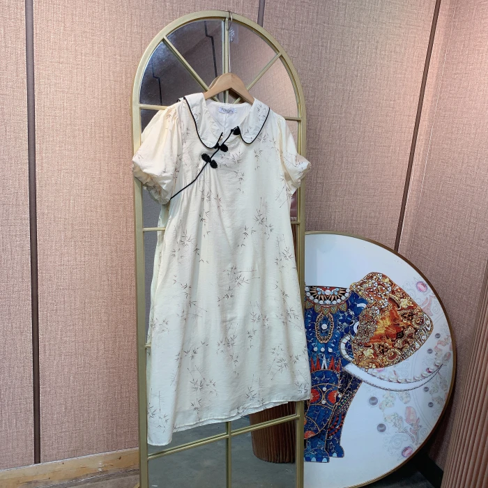 CT109孕妇杏色碎花连衣裙L100-130 XL140 2XL150