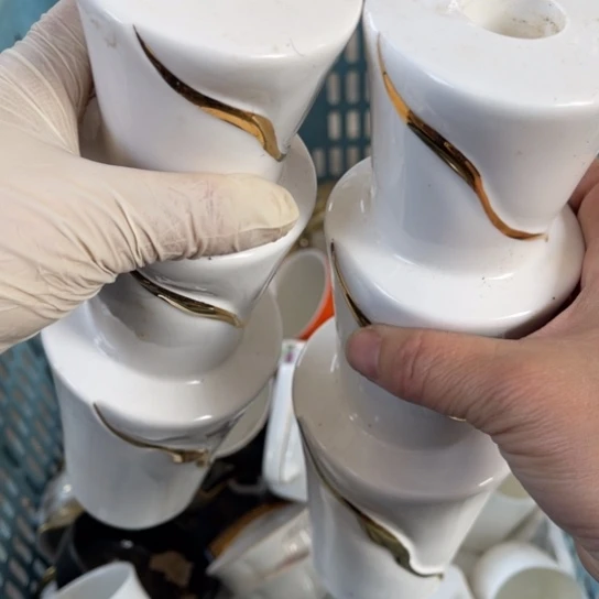 库存陶瓷瑕疵不影响使用特价烛台