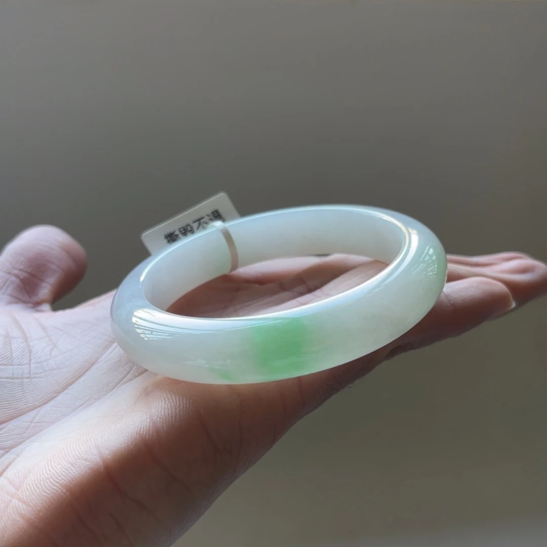 翡翠未镶嵌手镯54.6圈三天鉴赏期