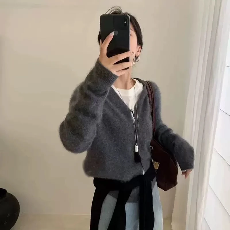 【倩倩专属】极简风云朵系列拉毛V领开衫YF1023