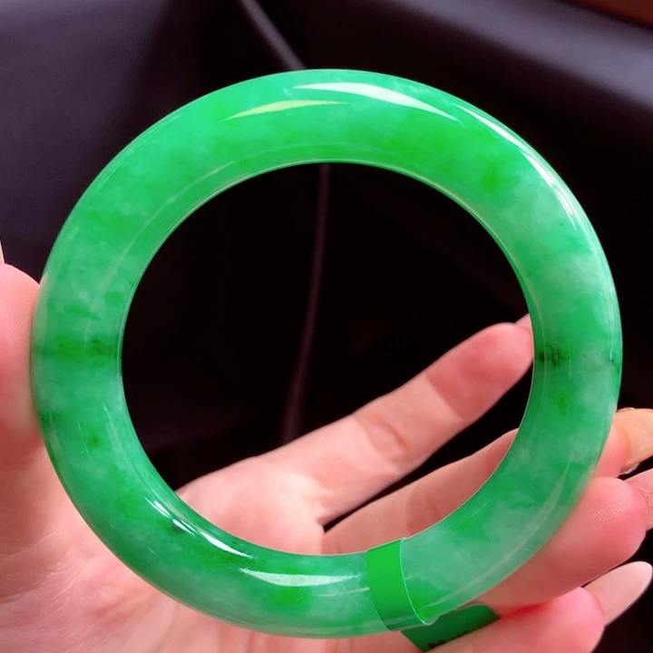 未镶嵌手镯翡翠翡翠的