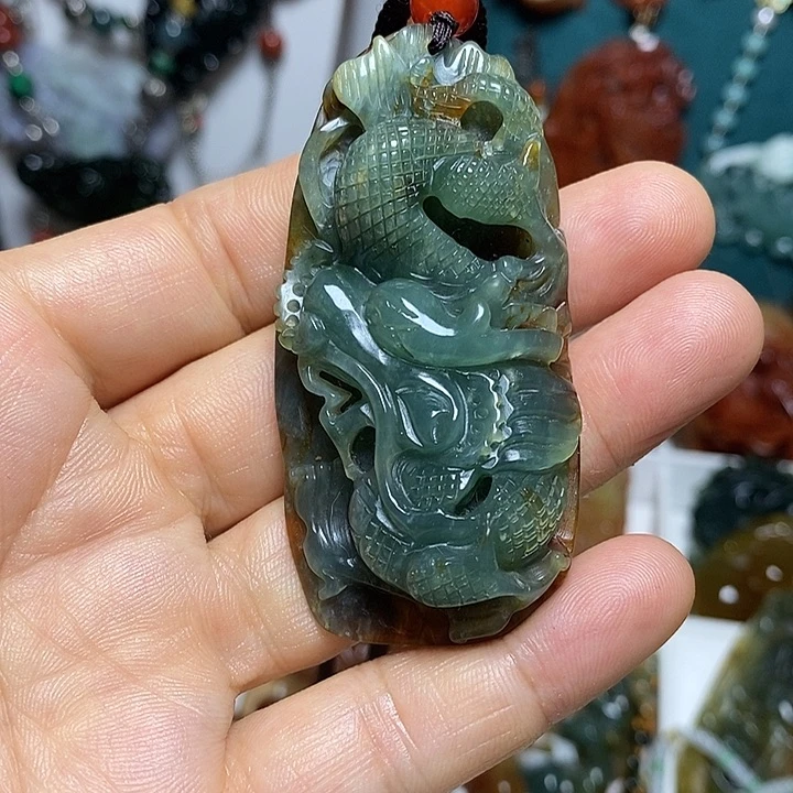 蛇纹石玉合金吊坠(赠链)